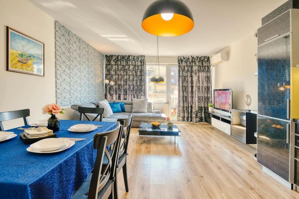 Comfort In Center Varna Exterior foto